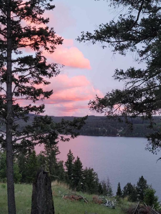 The Horse Lake Inn Lone Butte 外观 照片