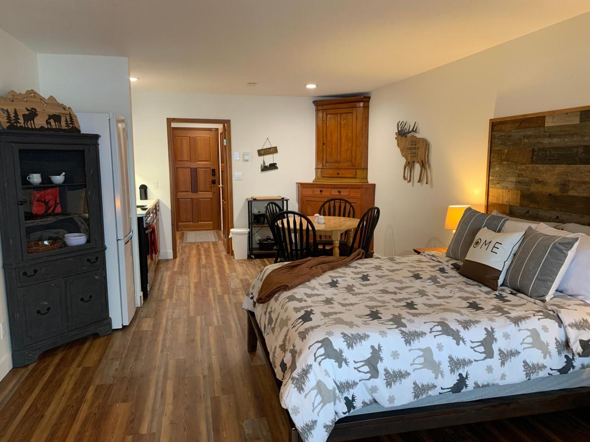 The Horse Lake Inn Lone Butte 客房 照片